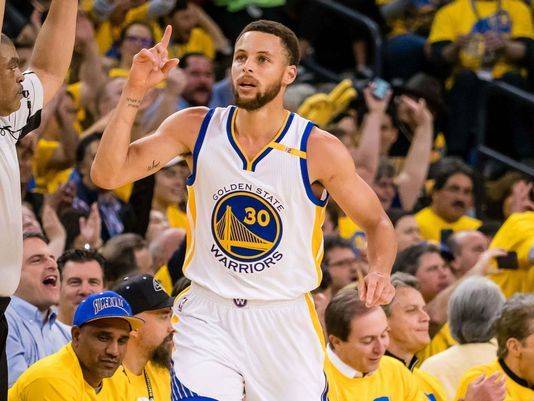 Warriors drub Blazers for 2-0 lead without Durant