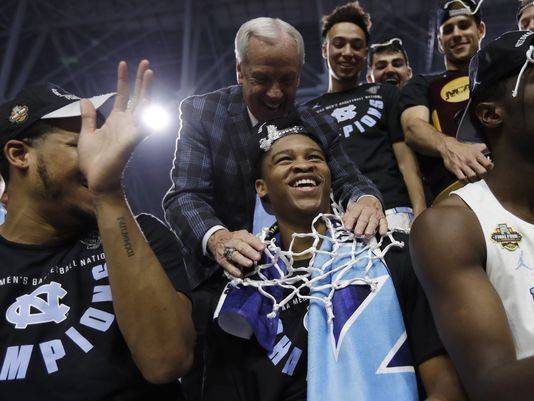Williams humbly passes Smith, joins elite coaching company