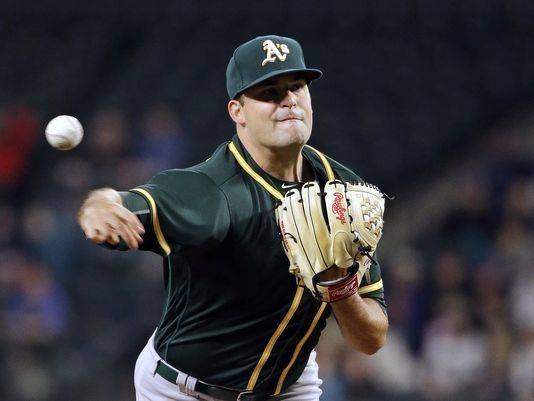A’s rally with 5 runs in 9th on 2 HRs to beat Mariners 9-6