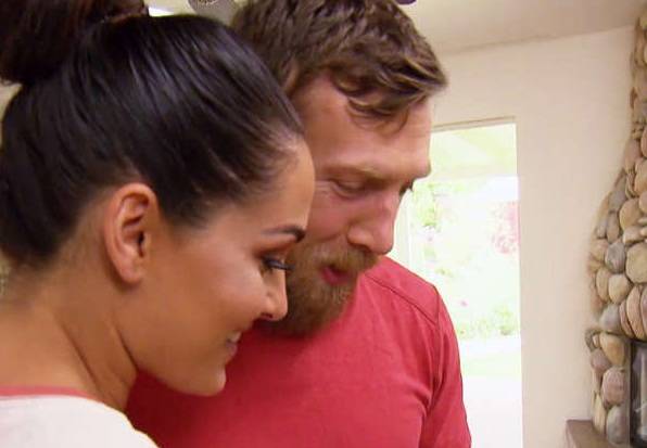 Brie Bella and Daniel Bryan Learn They Expecting a Baby on Total Divas Season Finale I Can not Believe It