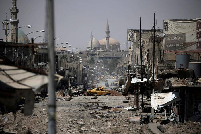 Civilians lack food, water, medicine as Mosul battle mounts