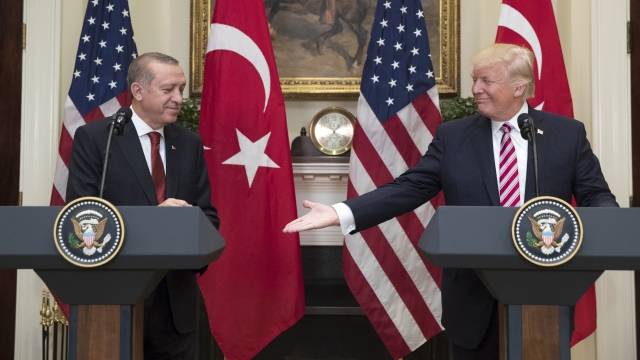 Erdogan’s big meeting with Trump gets obscured by White House chaos