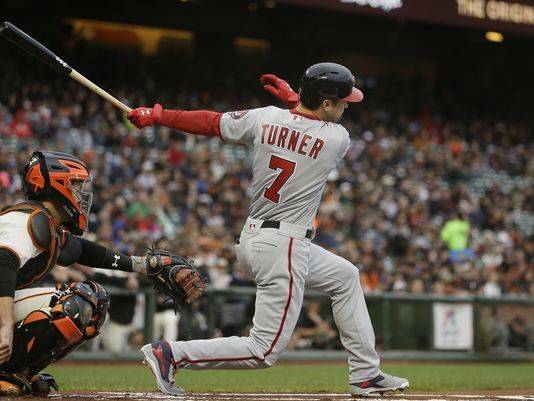 Gonzalez gets 1st win since April as Nats beat Giants 6-3