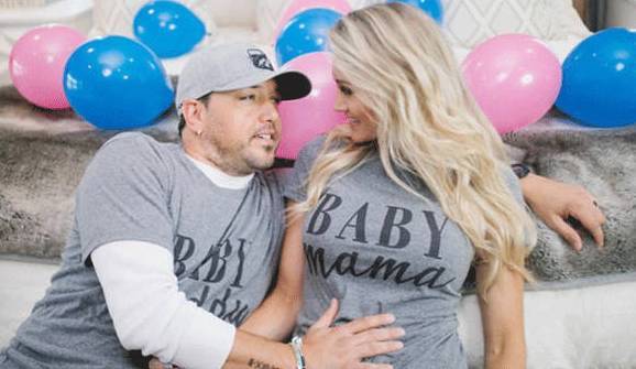 Jason Aldean and Wife Brittany Kerr Are Expecting Their First Child Together