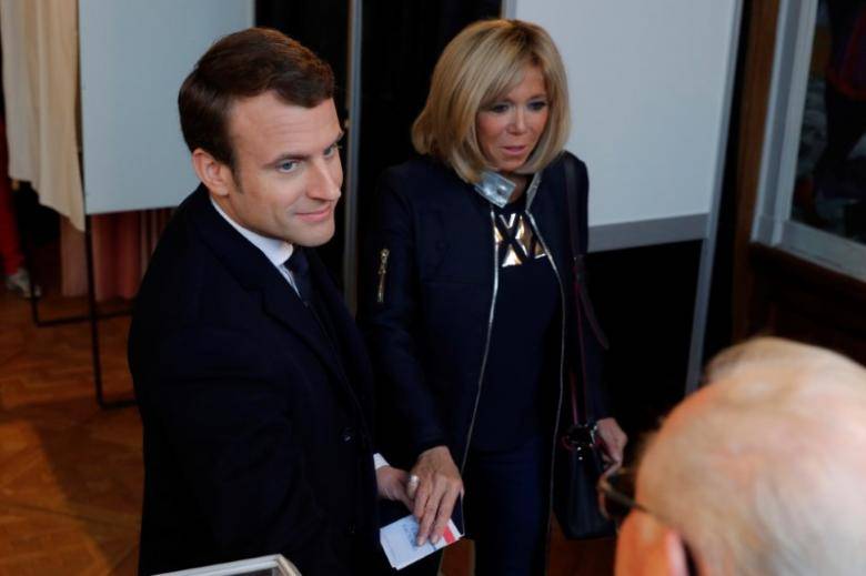 Macron to take time reforming economy in divided France