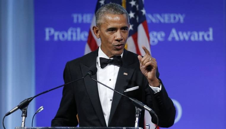 Obama calls for courage to oppose Obamacare repeal