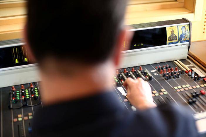 On Serbian airwaves, a battle for heart of Balkans
