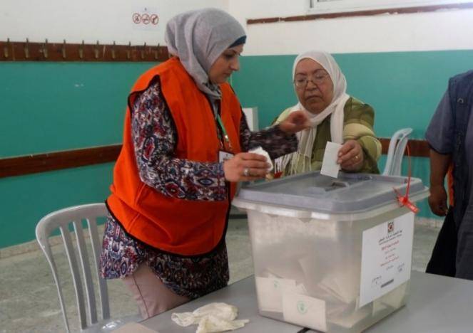 Palestinians hold local elections in West Bank but not Gaza