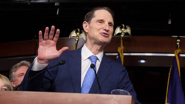 Second Dem senator calls for Sessions to resign after Comey ouster