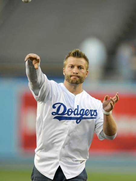 Taylor hits grand slam in 1st, Dodgers pound Pirates 12-1