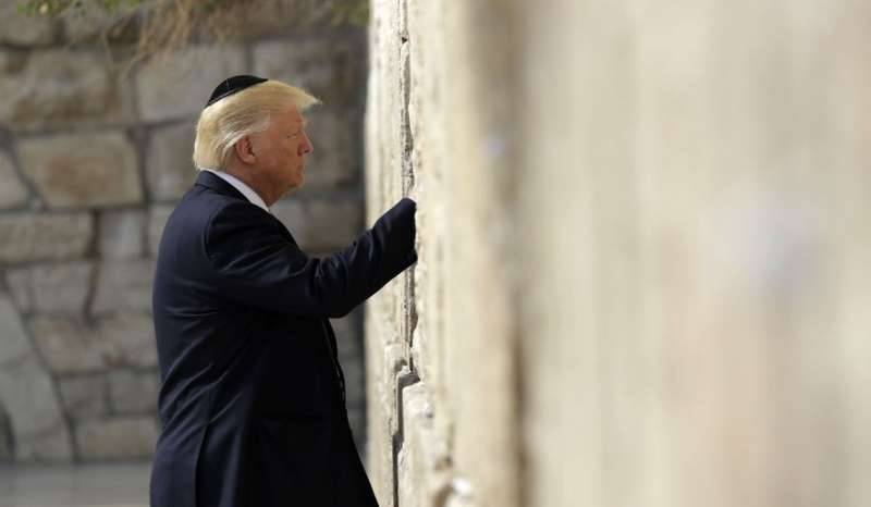 Trump becomes first president to pray at Western Wall