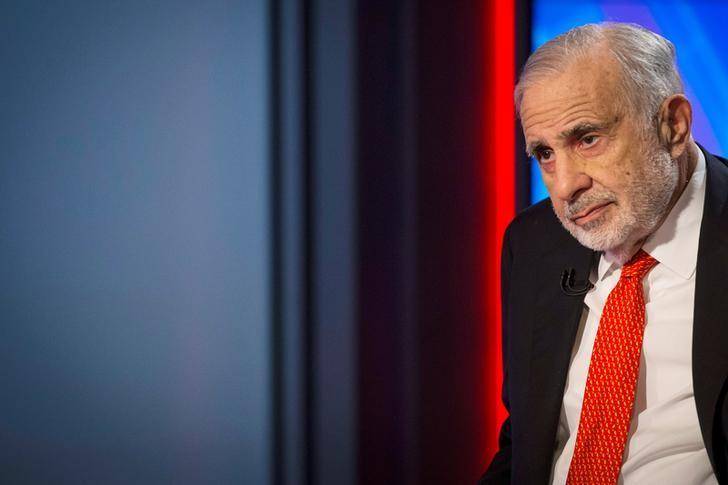U.S. Democratic senators seek probe into Icahn’s biofuel credit dealings