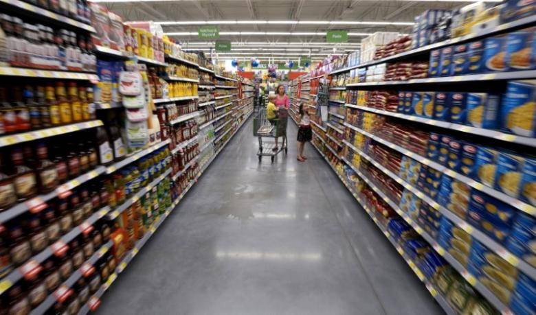 U.S. economy slowed less than expected in first quarter