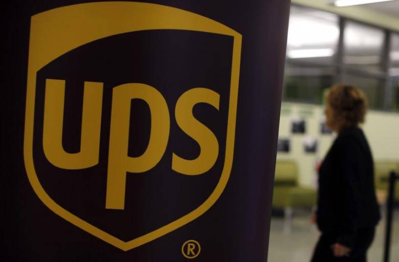 UPS air maintenance workers threaten strike ahead of shareholders meeting
