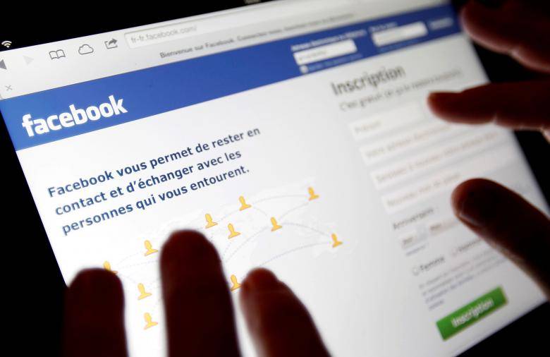 Wall St. eyes Apple and Facebook to fuel new leg of tech rally