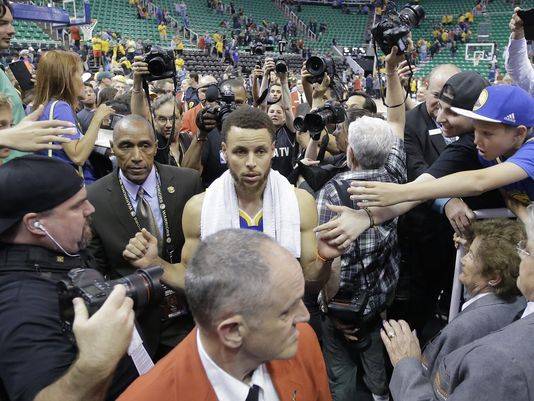 Warriors await challenge after cruising to 8-0 in playoffs