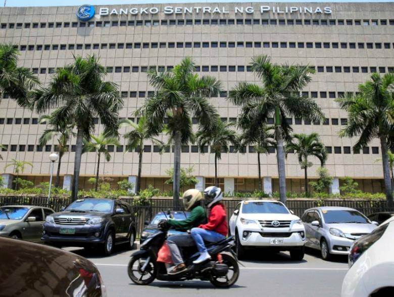 Asian central banks have cause to keep holding rates while the Fed hikes