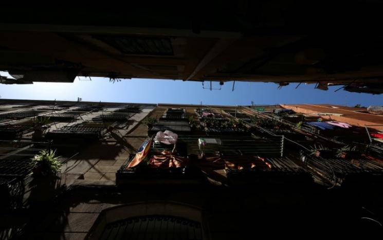 Catalans woo immigrants in quest to split from Spain