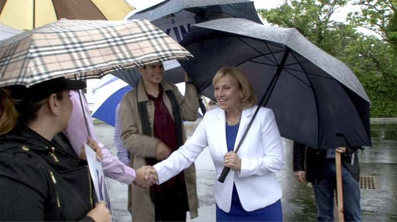 Christie congratulates lieutenant, hits opponent