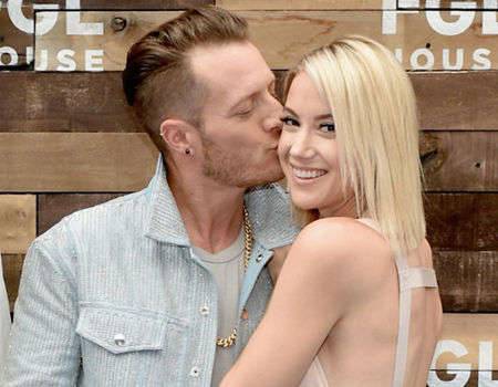 Florida Georgia Line Tyler Hubbard and Wife Hayley Reveal the Sex of Their Baby