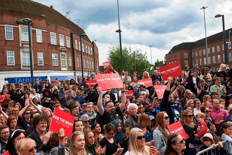 Theresa May Faces British Voters Changed by a Volatile Year