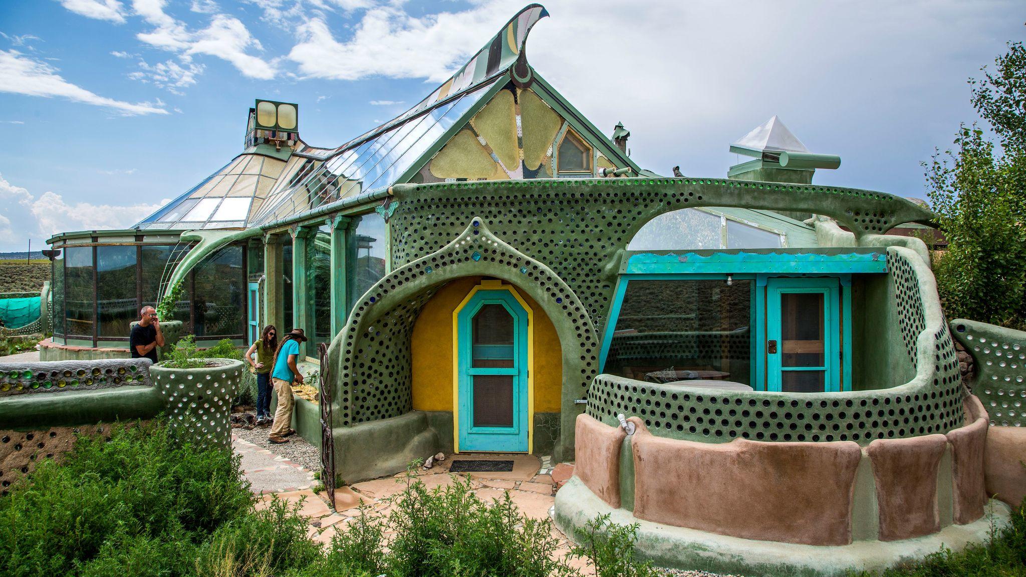 Earthship Biotecture