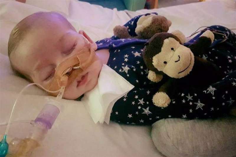 Lawmakers Call for U.S. Residency for Terminally Ill Baby Charlie Gard