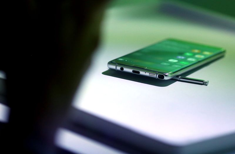 Samsung to sell recycled Note 7 phone in South Korea at $611