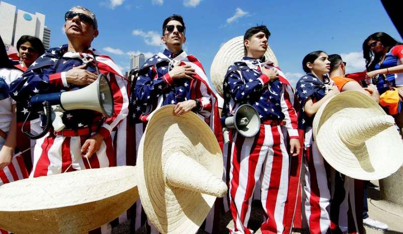 Texas forces Trump to pick sides on Dreamer amnesty