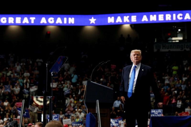 Trump warns ’emboldened’ Iran to comply with nuclear deal