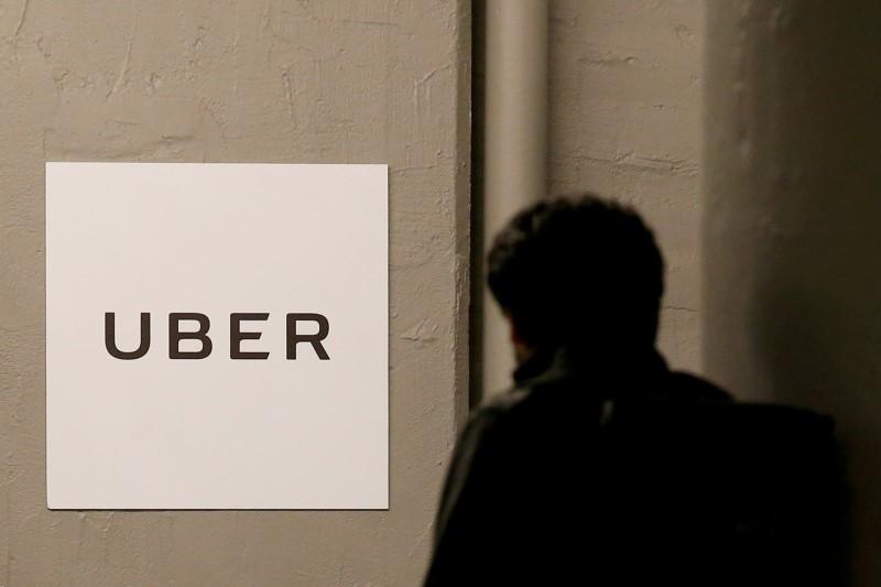 Uber shareholders discuss stock sale to SoftBank, others: Bloomberg