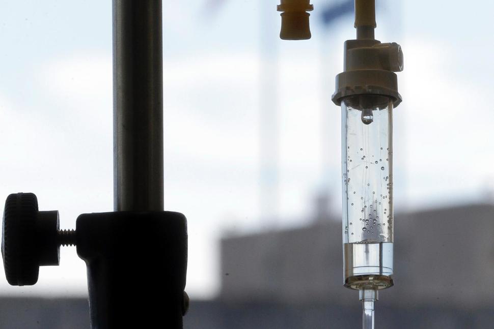 A Shorter Course of Chemotherapy May Lessen Side Effects for Some Colon Cancer Patients