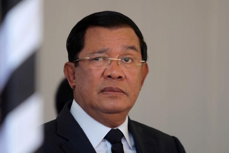 Cambodian PM accuses Laos of border violation, mobilizing troops