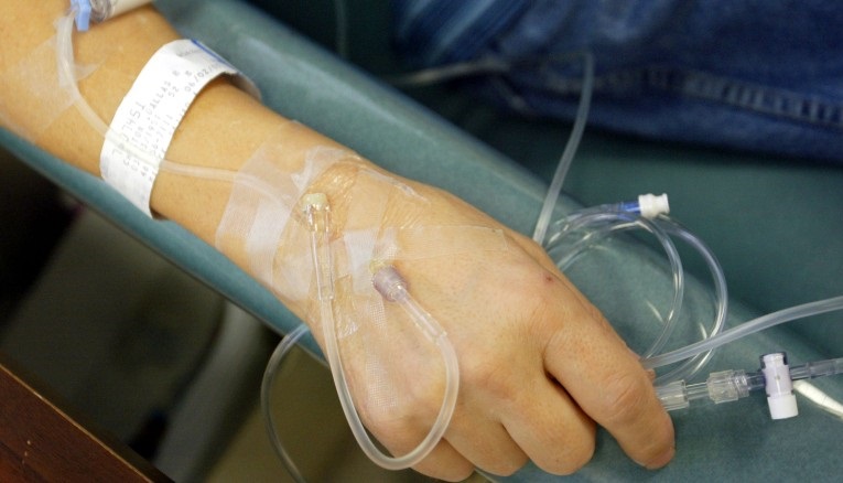 Choosing alternative cancer therapy doubles risk of death