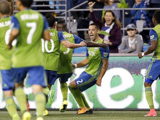 Clint Dempsey PK goal leads Seattle Sounders to last-minute win over Minnesota United