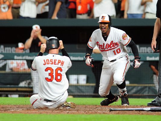 Craig Gentry hits game-winning single as Orioles beat Royals 2-1