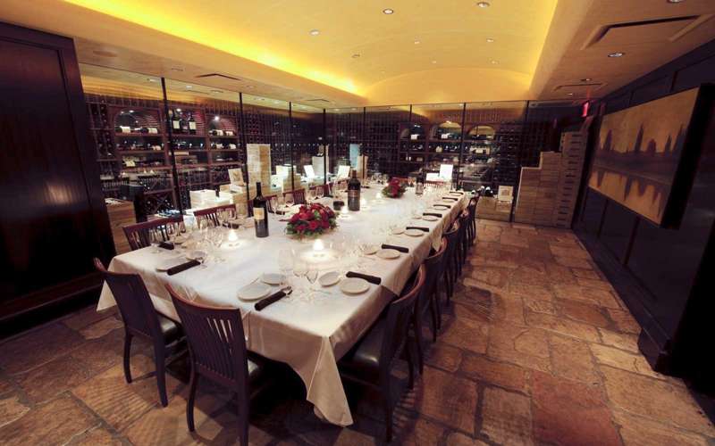 Del frisco’s double eagle steak house wine cellar