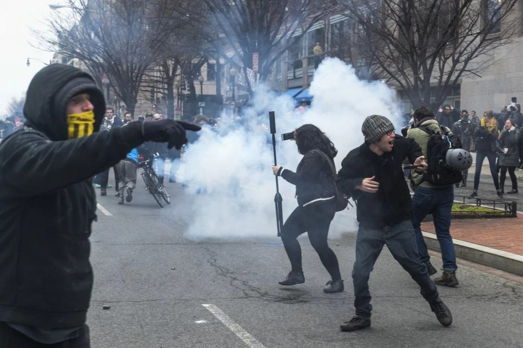 Federal prosecutors scale back request for info on visitors to anti-Trump website