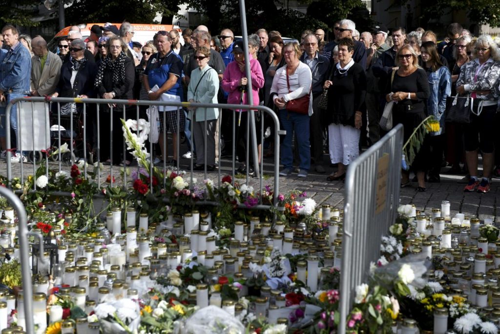 Finnish police release two knife attack suspects