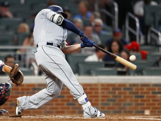 Albers picks up 2nd win, Mariners hold off Braves 6-5