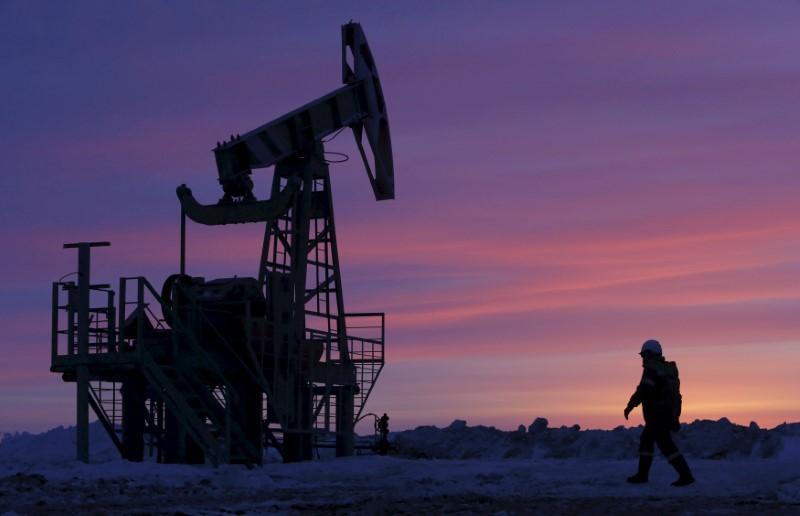 Oil falls for third day as doubts over OPEC cuts linger