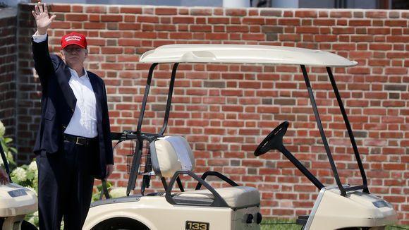 Trump says he never called White House a dump