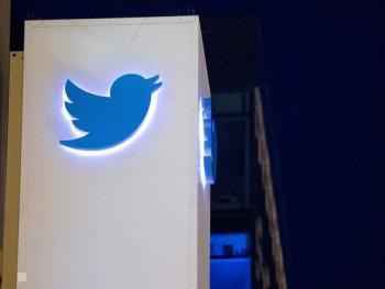 Twitter user growth stalls as Trump bump fades