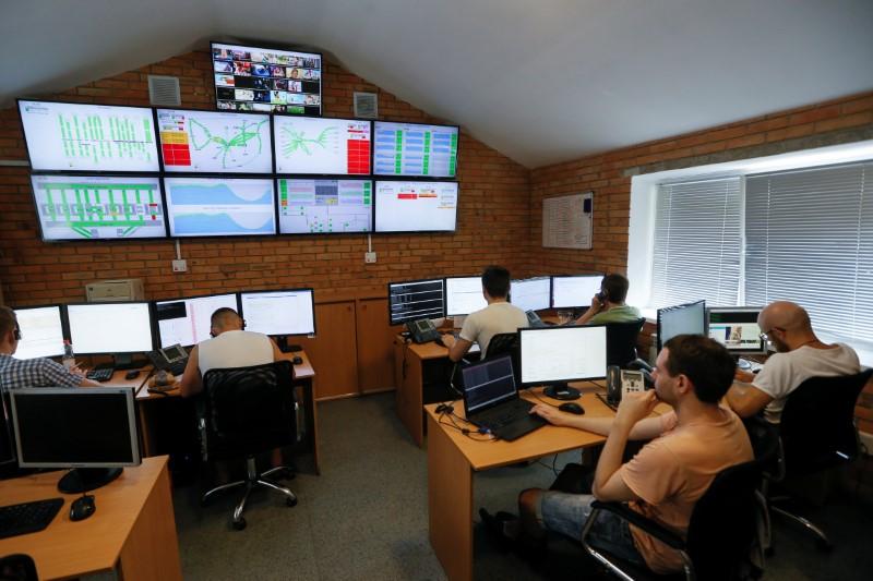 Ukraine finally battens down its leaky cyber hatches after attacks