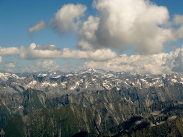 Zillertal Alps accident kills five German climbers in Austria