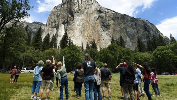 1 dead, 1 injured after rock fall at Yosemite National Park, official says