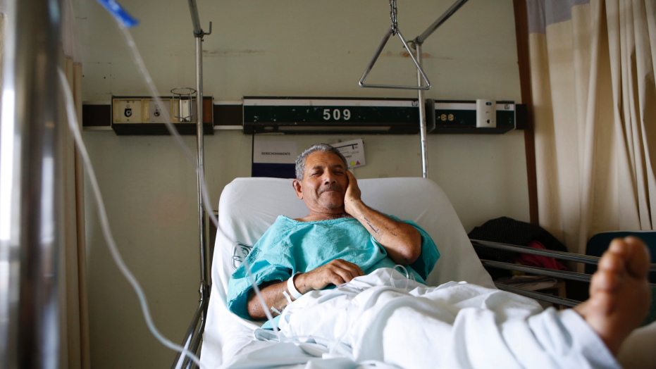 In Mexico, survivors recount amazing escapes from quake