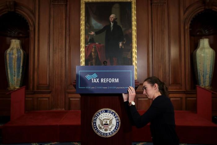 Lobbyists Rally to Save Tax Breaks Under Threat in Trump Plan