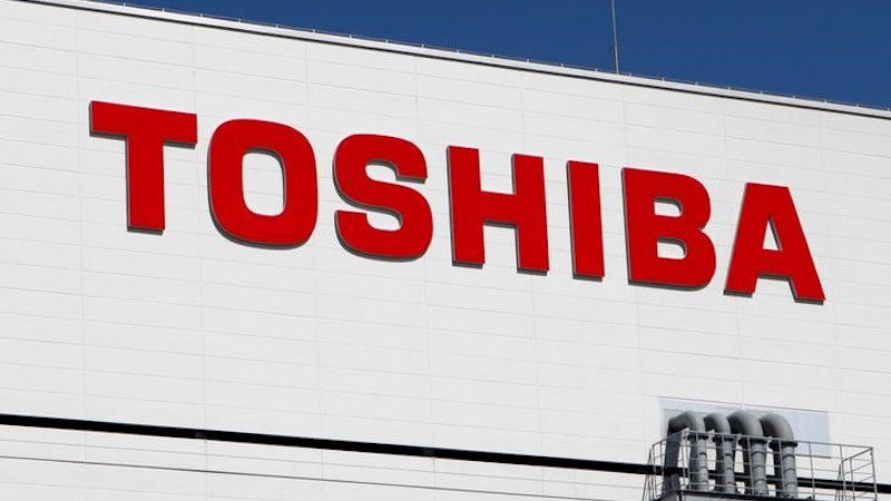Toshiba keen to seal $18 billion chips sale wrestles with last-minute delays