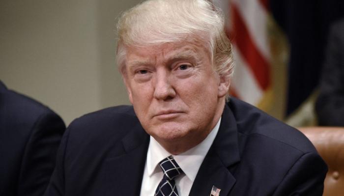Trump lawyers give Mueller arguments for Trump, against Comey